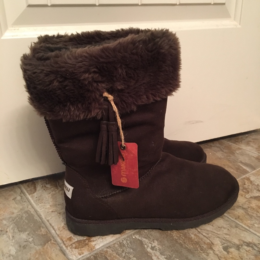 Makalu California brown boots NWT